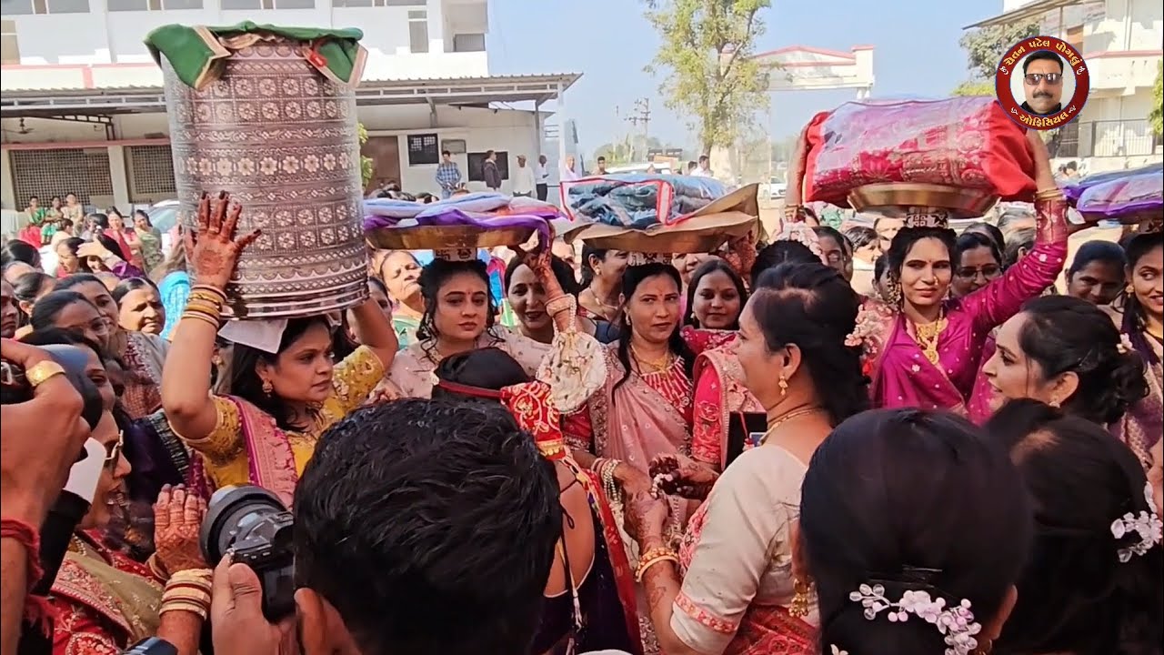 માંમેરૂ🌺સોમાભાઈ બેચરભાઈ પરિવારનું નું રૂડું માંમેરૂ_વલીયમપુરા🌺પટેલ નુપૂર રાકેશભાઈ ના આંગણે_પોગલું🌺