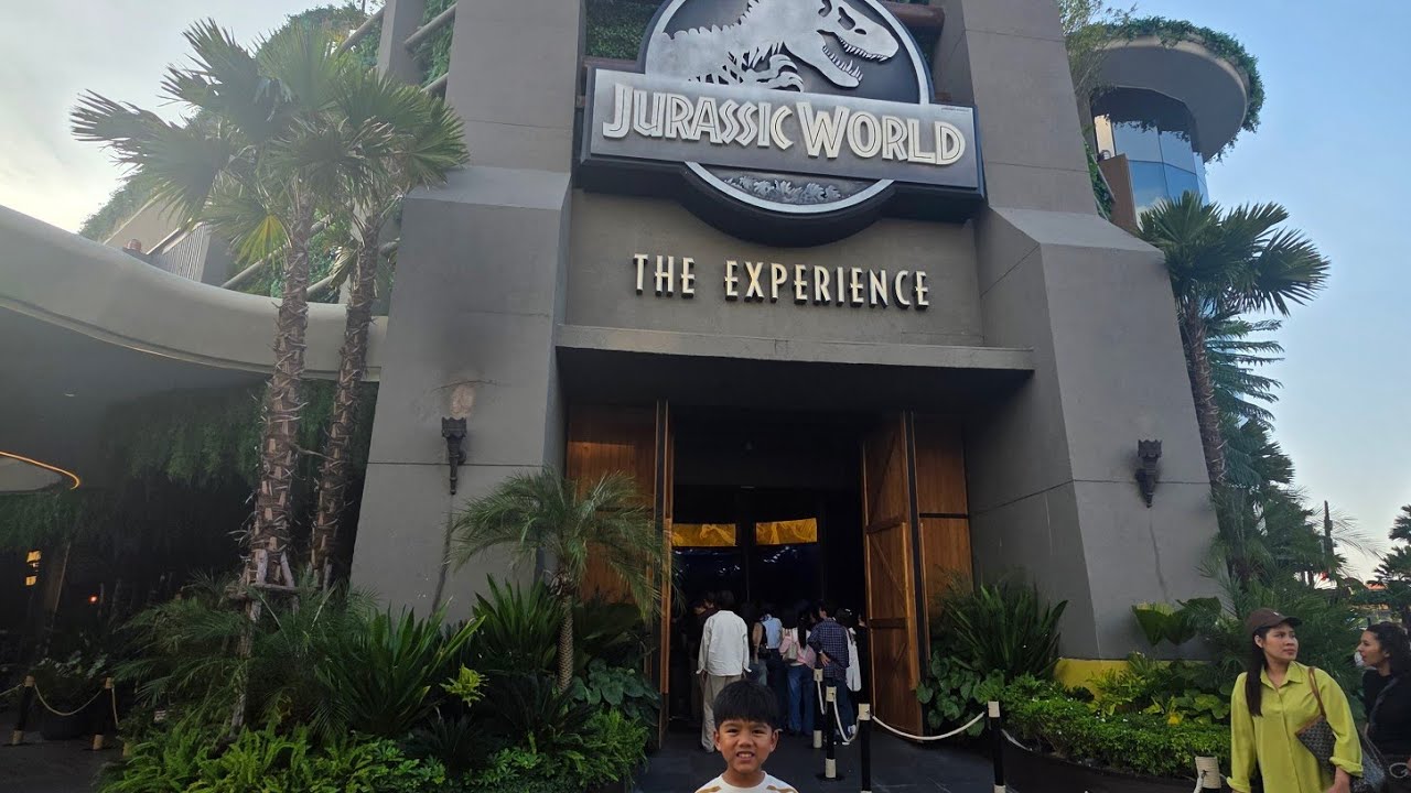 Jurassic World Bangkok & Nearby Attractions | Nirvan Gurung