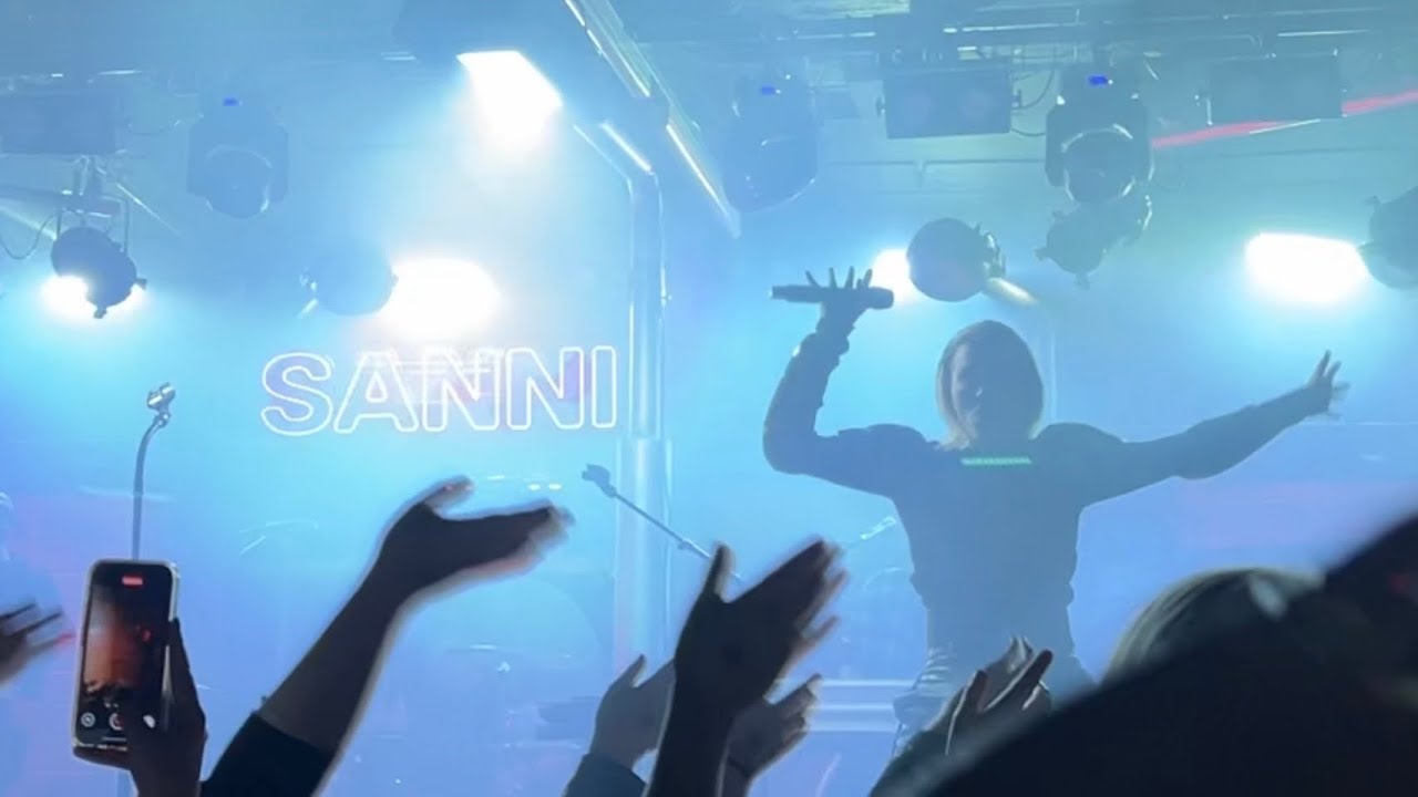 SANNI - Prinsessoja ja austronautteja live Jyväskylä 2025 Lutakko
