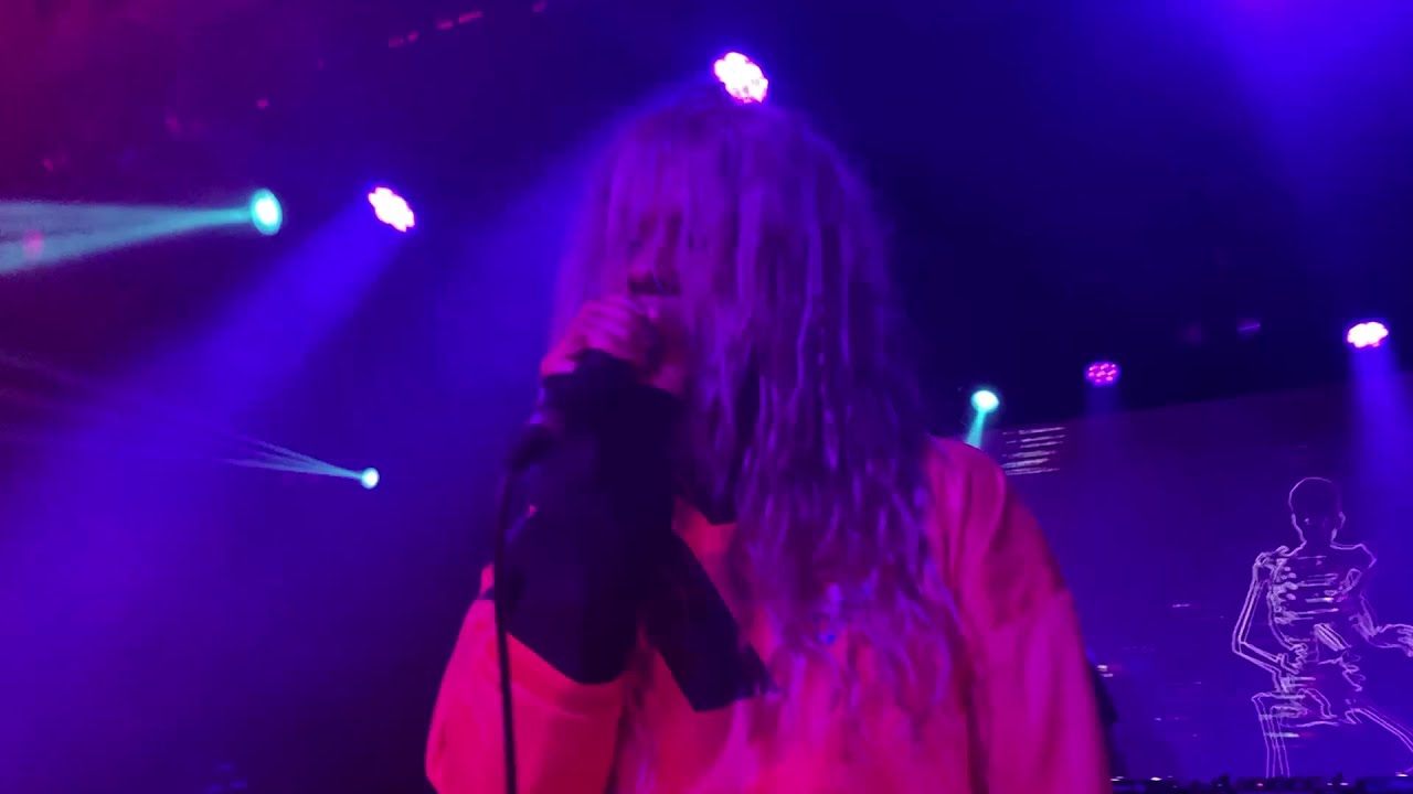 Hook (Live in Los Angeles, 6/5/21)