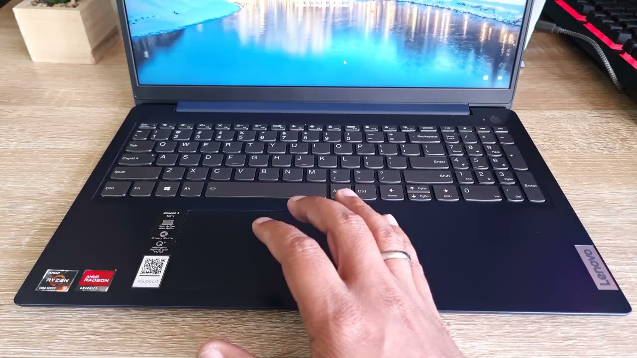Laptop Lenovo 2023? Lenovo Ideapad 3 15 AMD Ryzen 5 5500U, 15ALC6