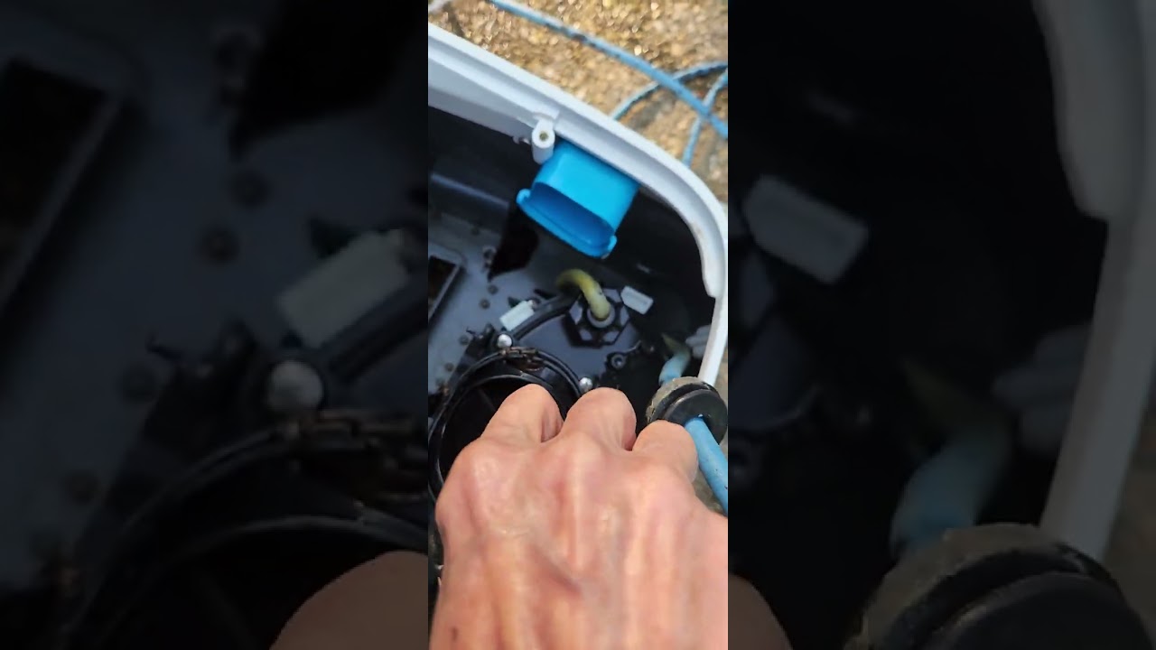 Fix your Dolphin Pool cleaner. Easy fix for Pool Robot, especially in the Fall.