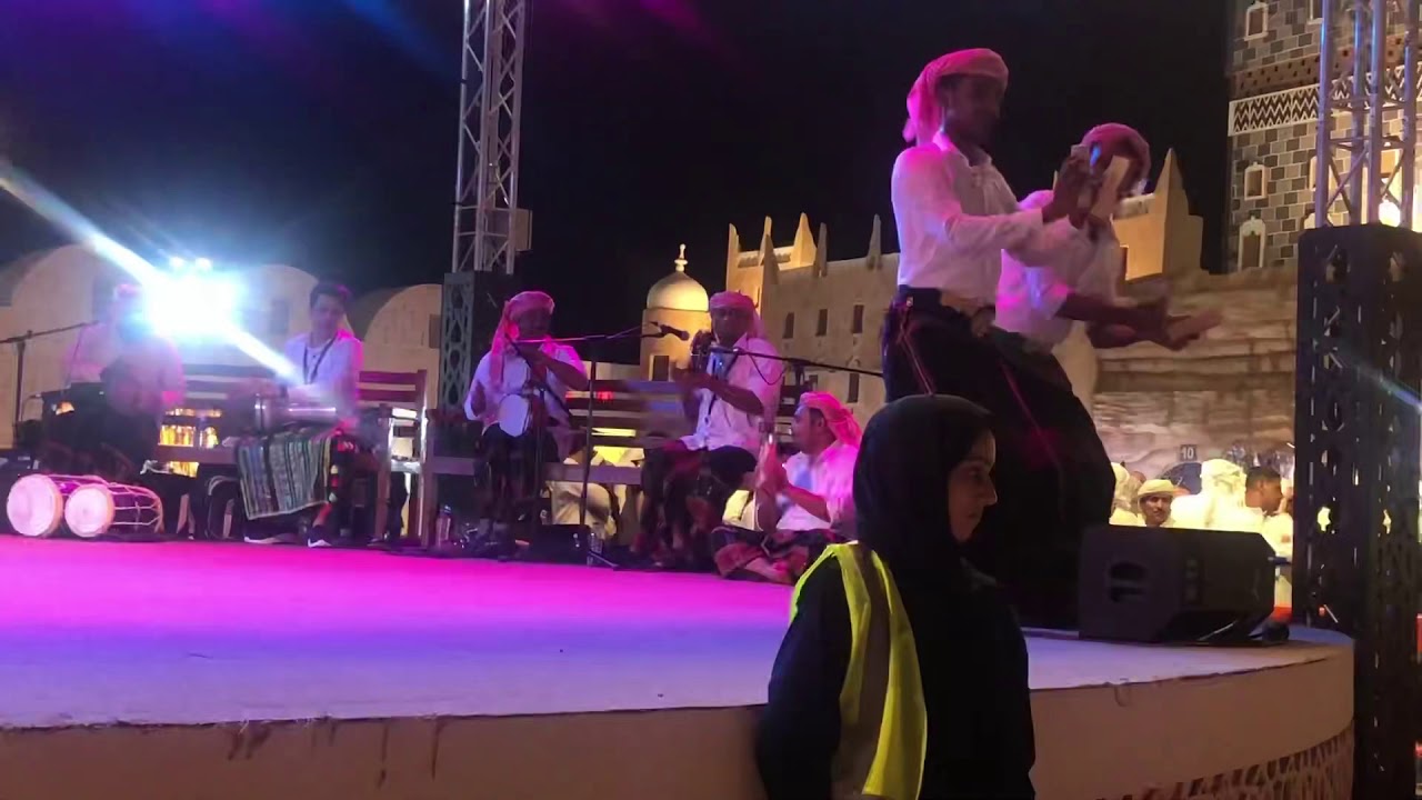 #مهرجان زايد التراثي# 2020 #بالوثبة بأبوظبي #الإمارات العربية المتحدة#(فرقة تراثية من اليمن السعيد)