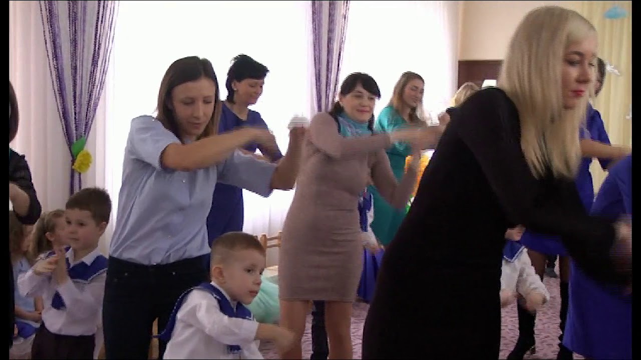 Танок з мамами