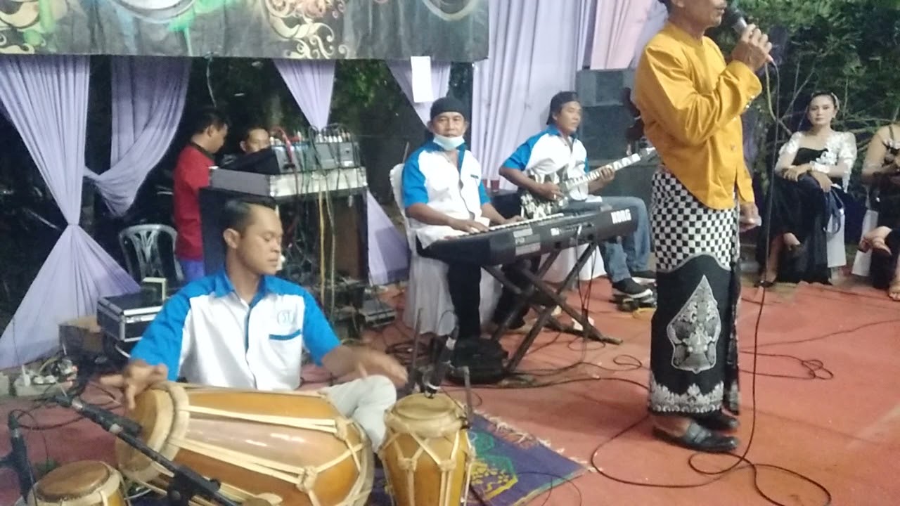 LINTANG PANJER RINO, LANGGAM CAMPURSARI MINI BERSAMA SANTOS JAGUAR