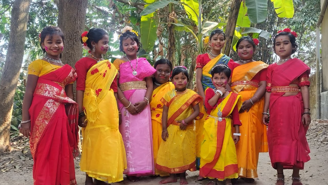 ভরা ফাল্গুনে ...