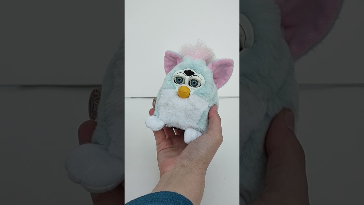 (Snorkel) Vintage 1999 Light Baby Blue Model 70-940 Furby Baby White and Pink Fur testing