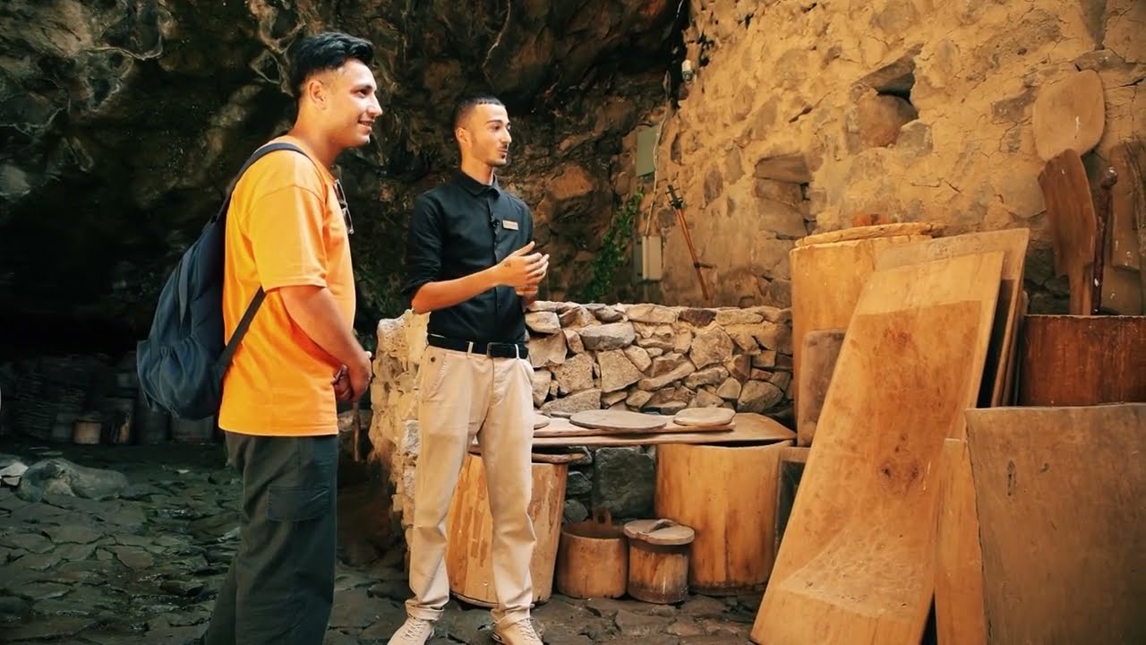 UR GNAL HAYASTANUM / Զարնի-Պարնի/ /ՈՒՐ ԳՆԱԼ ՀԱՅԱՍՏԱՆՈՒՄ