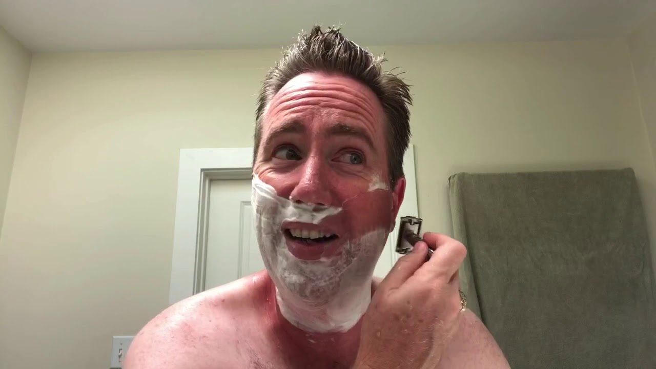 Shaving with a Sunburn - Vintage Gillette Slim Safety Razor on Mild Setting