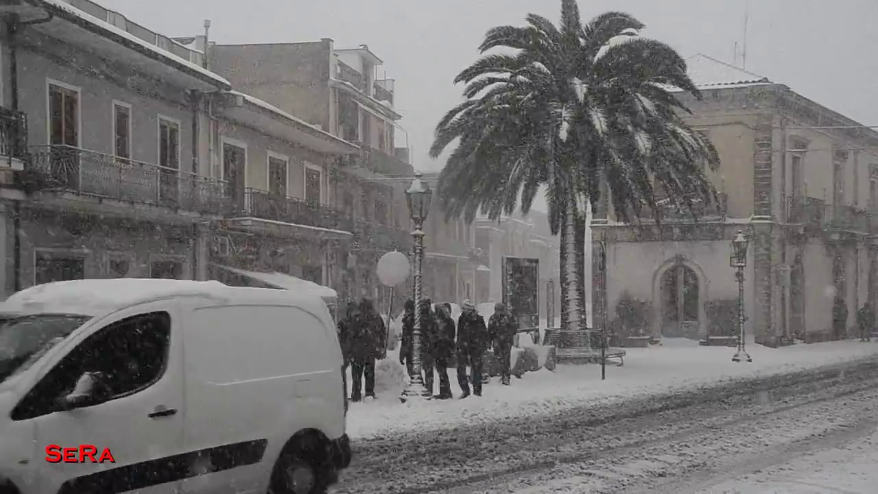 LA NEVE A PIEDIMONTE ETNEO