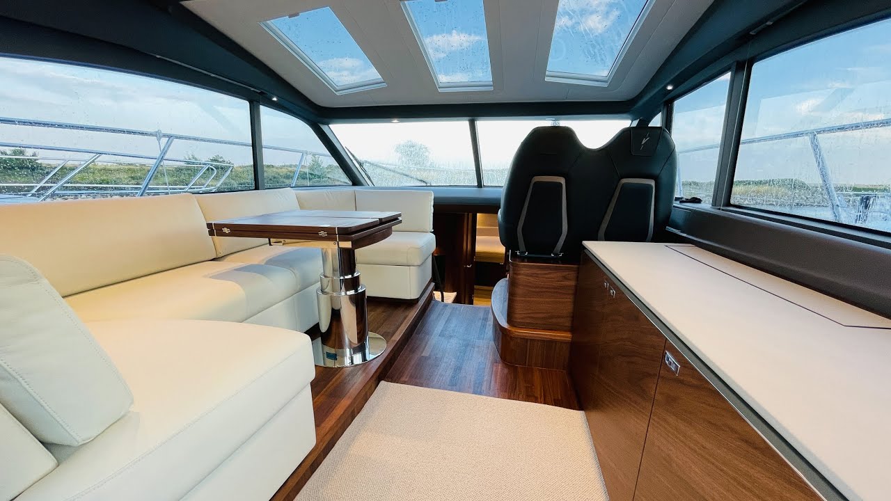 Princess V50 Deck Saloon (V50775, 2021)  * SOLD