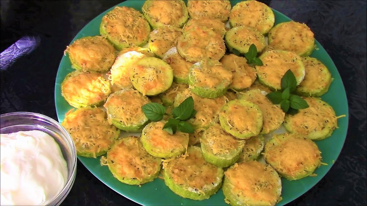 Не успеваю готовить! Эти ВКУСНЫЕ КАБАЧКИ съедаются МИГОМ! Кабачки с сыром в духовке.