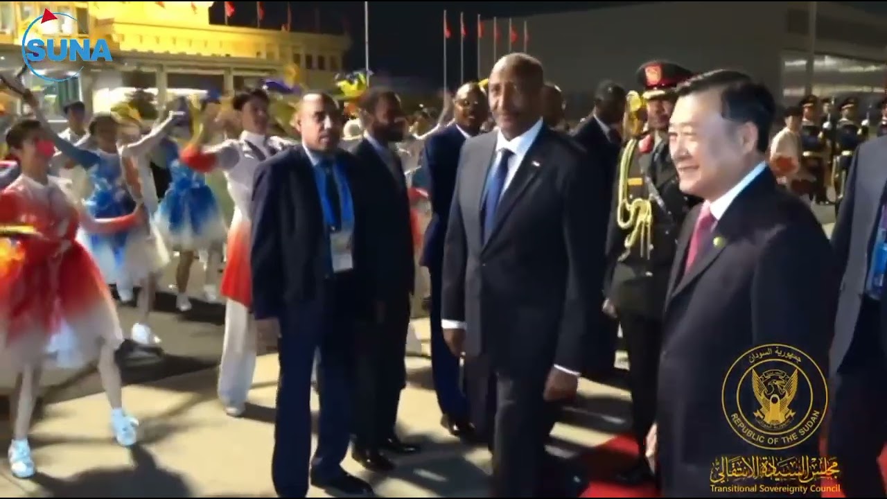 رئيس مجلس السيادة يصل إلى الصين