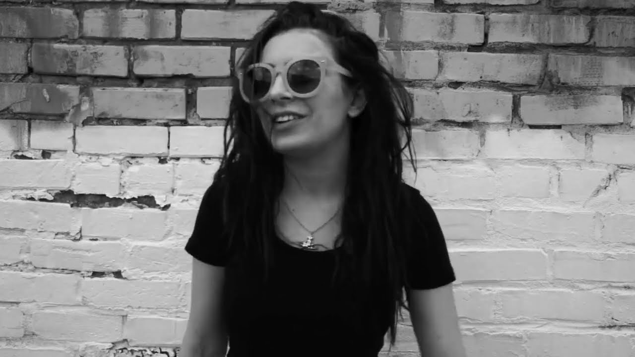 Charli XCX - 2013 Interview with RichNonsense