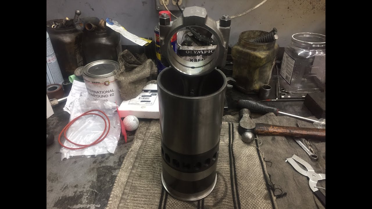 Detroit 4-53T Silver Build Part 5. (Piston rings and liner)