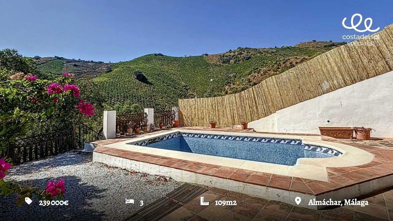Charming villa in Almachar &euro; 239,000