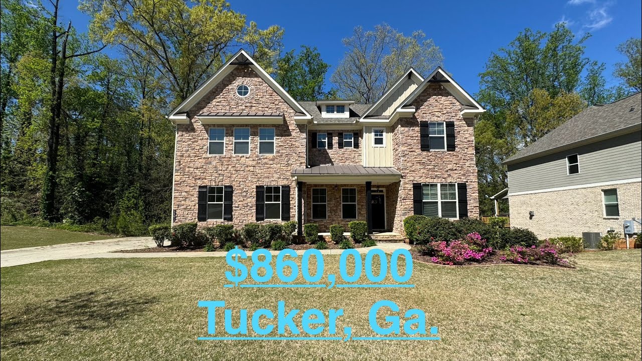 🚨LUXURY🚨Would you live in this large Tucker, Ga home?