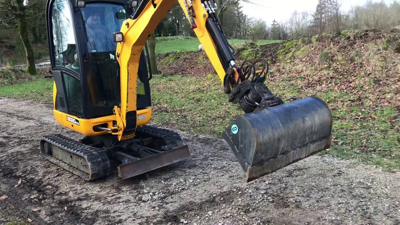 Køb JCB 8020 CCS gravemaskine på Klaravik.dk