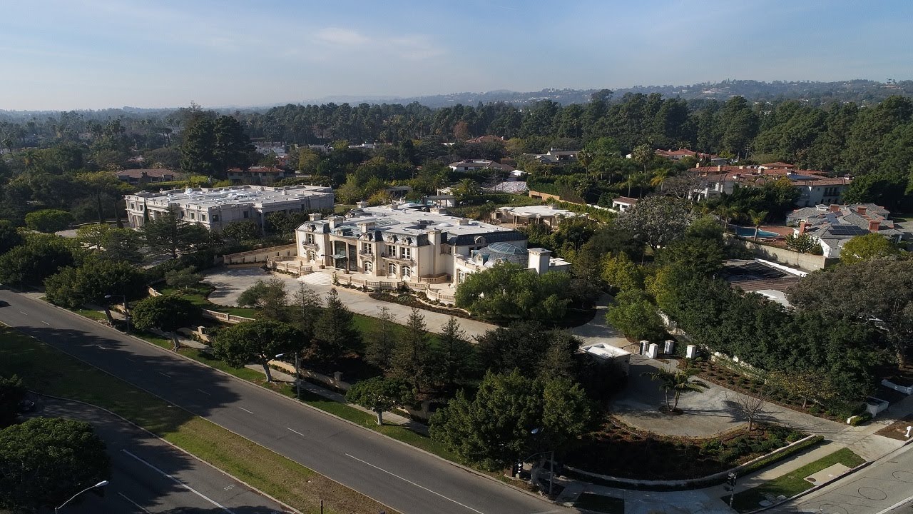 901 N Alpine Drive, Beverly Hills, CA 90210