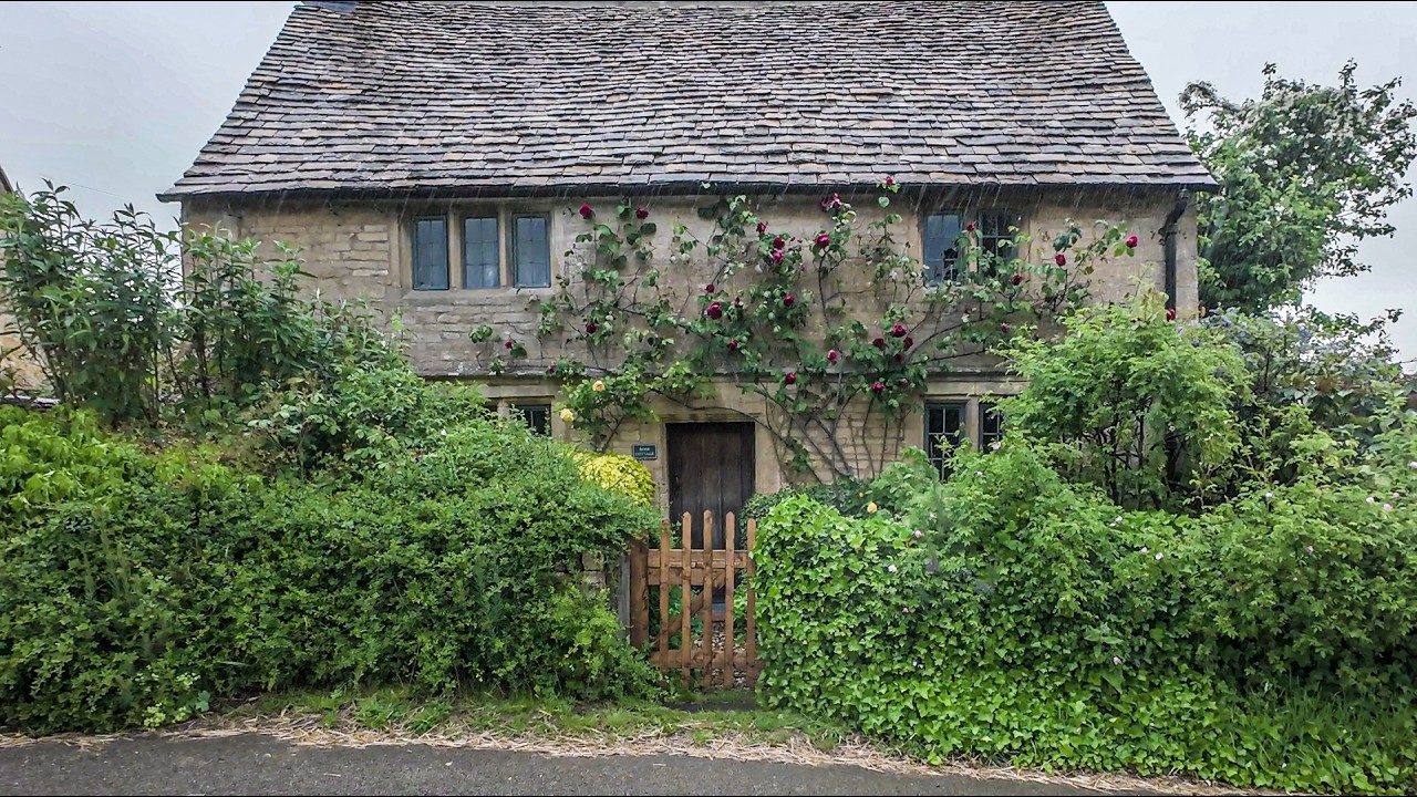 A Damp & Wet Start to the Day in a Picturesque Cotswolds | English Countryside | 4K