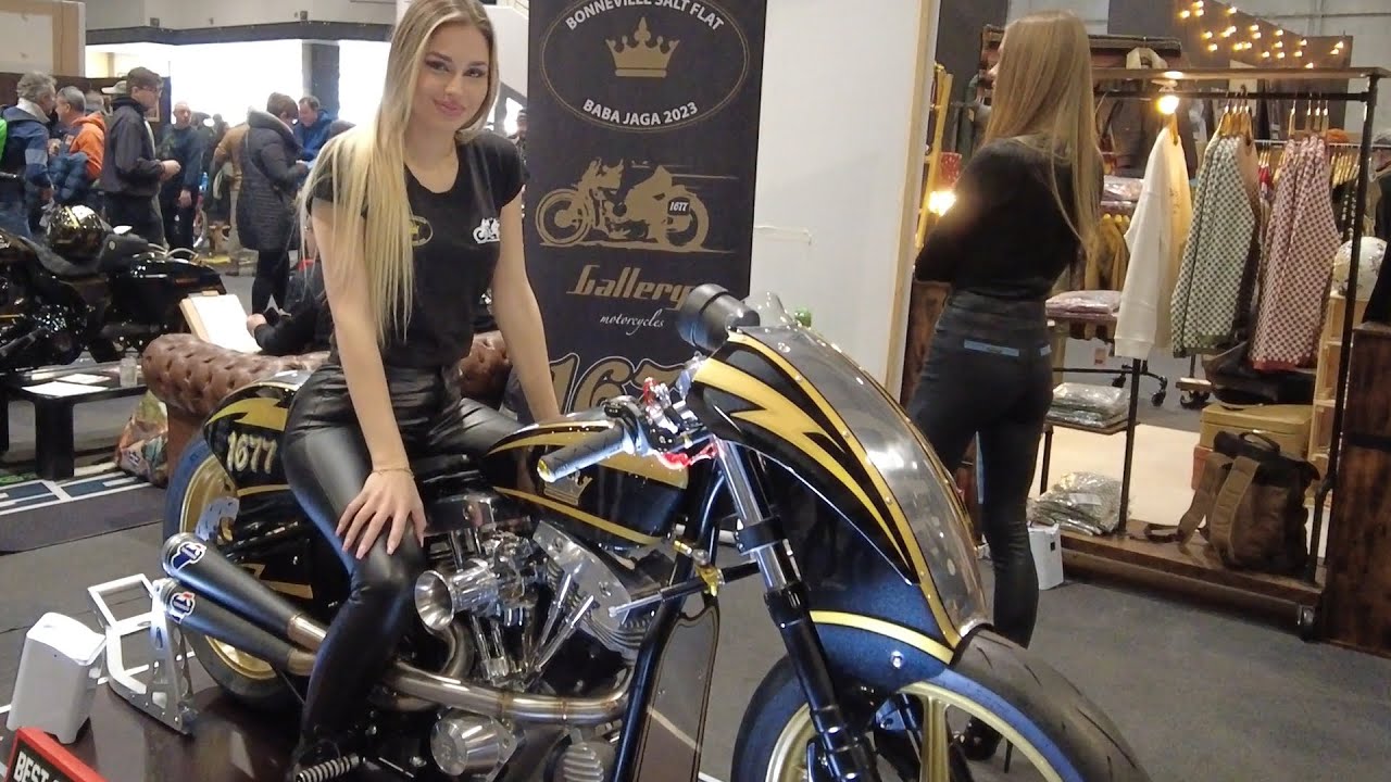 Duecilindri Babayaga Gallery Damiano Roncaglioni 1677 Special. MBE Motor Bike Expo 2023. Like n Sub