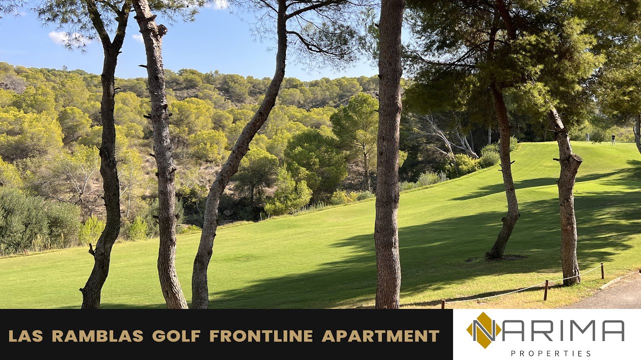 Frontline golf apartment in Orihuela Costa: with relaxing views over Las Ramblas Golf Course.