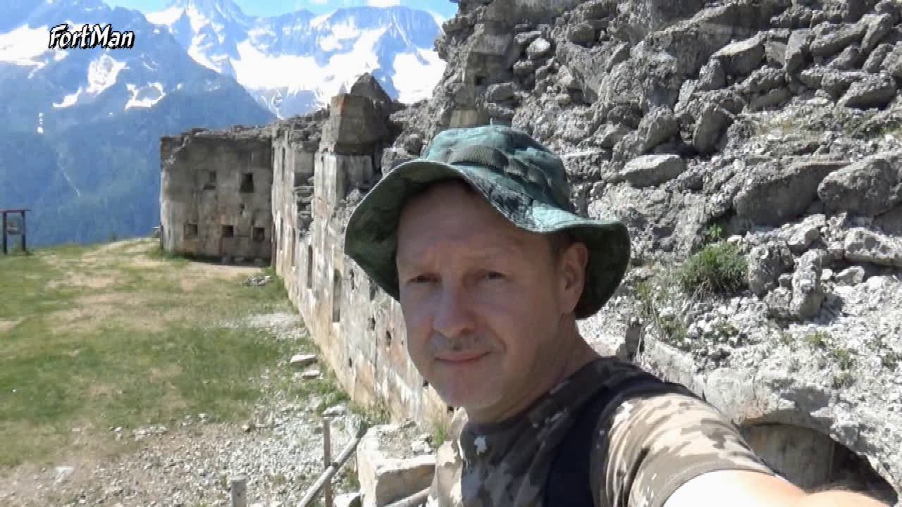 Forte Zaccarana 1907-1913 R-U - Fortress Passo Tonale (Italy)