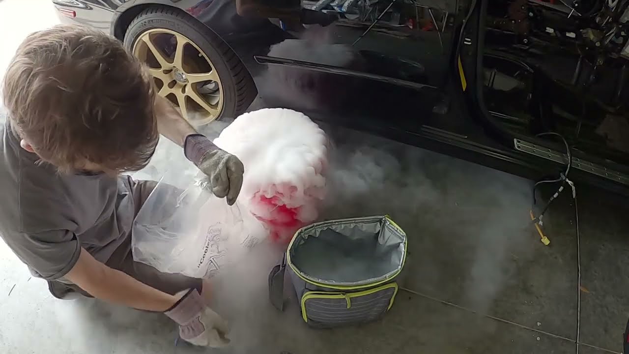 How to soundproof your car - IS300 SportCross - Episode 2