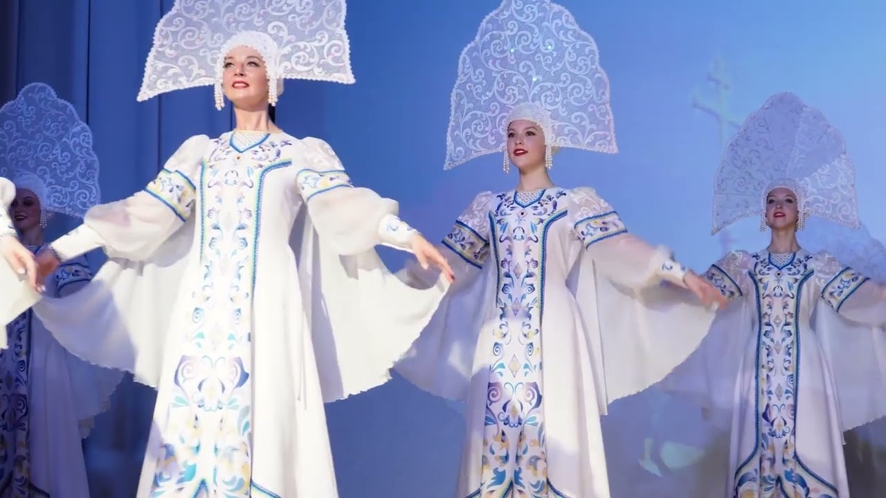 г.Ужур. Ансамбль танца 