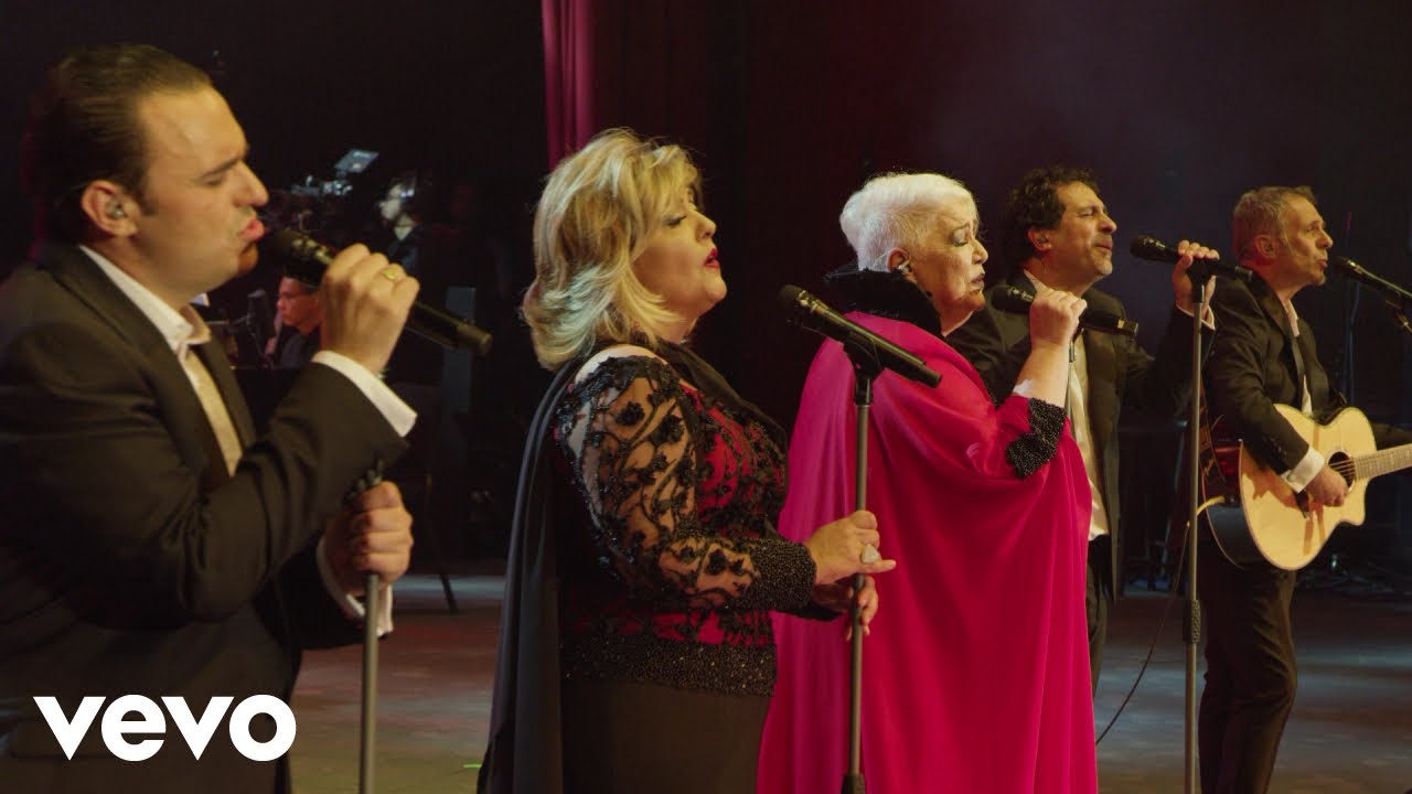 Mocedades - Le Llamaban Loca (Sinfónico En Vivo)