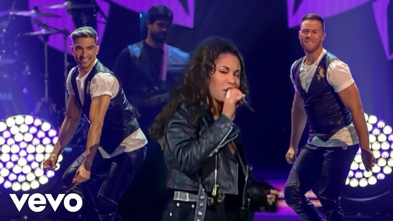 Selena - Premios Juventud Tribute (Live Medley)