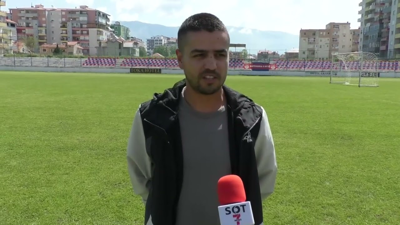 KF Pogradeci U-19/ Ceremonia e ngritjes së kupës