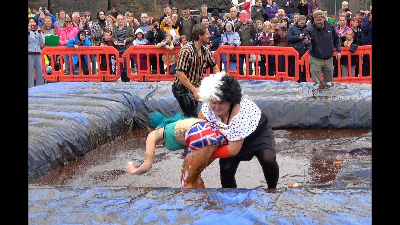 Wrestlers fight in GRAVY at World Championships in Lancashire