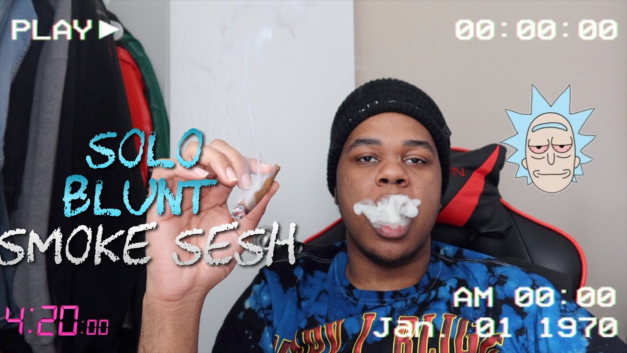 Random Smoke Sesh (SOLO BLUNT HOTBOX)