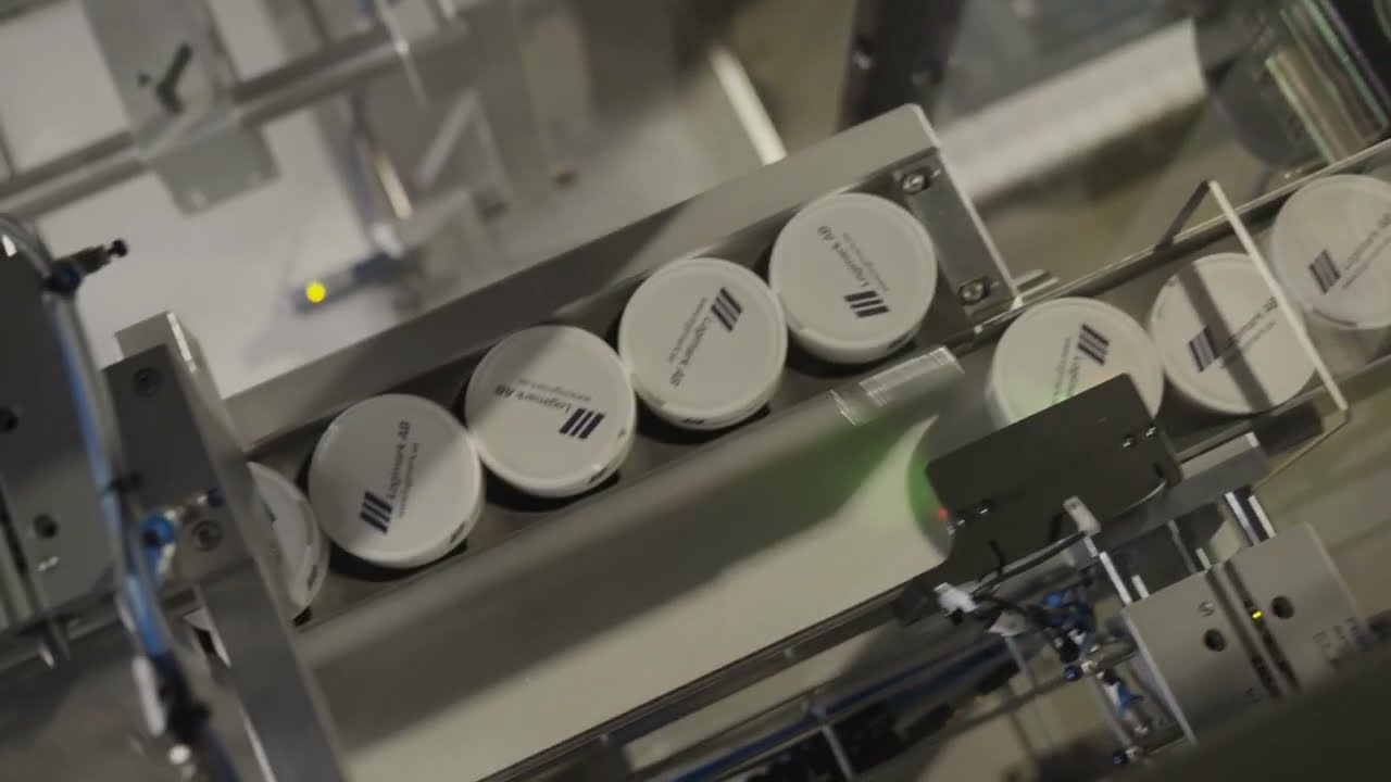 Bundle labeling machine 