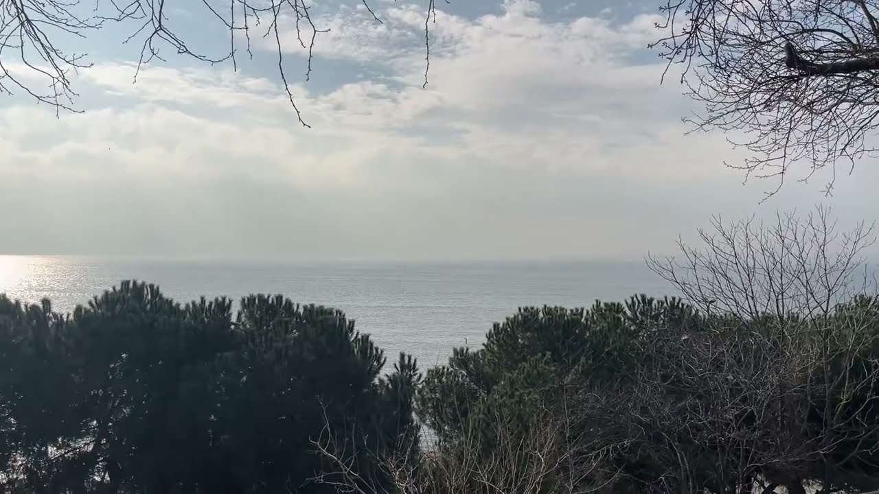 Гуляем по морскому берегу Кадыкёя