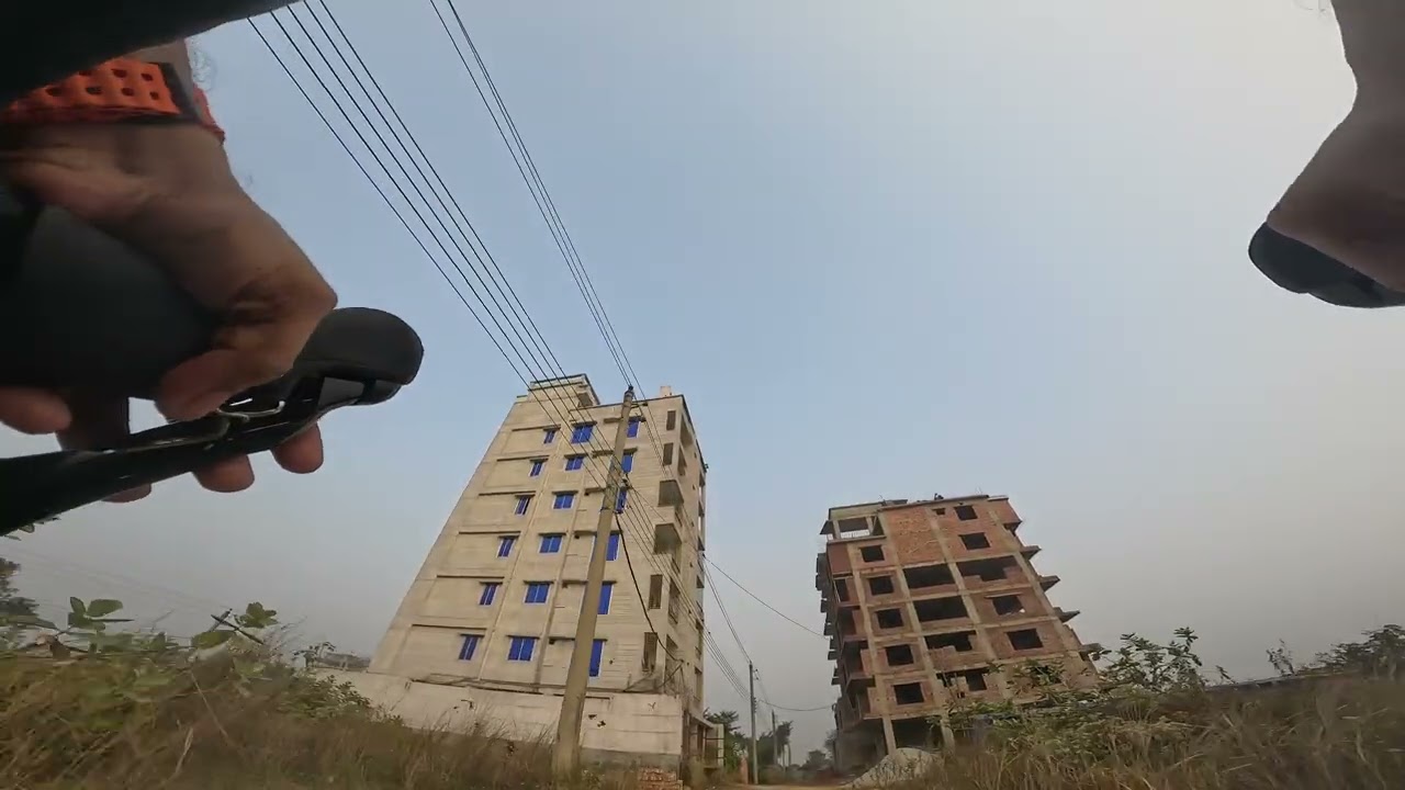 Cycling - Dhaka - AftabNagar - Cold-Foggy Evening - Dec 25, 2025