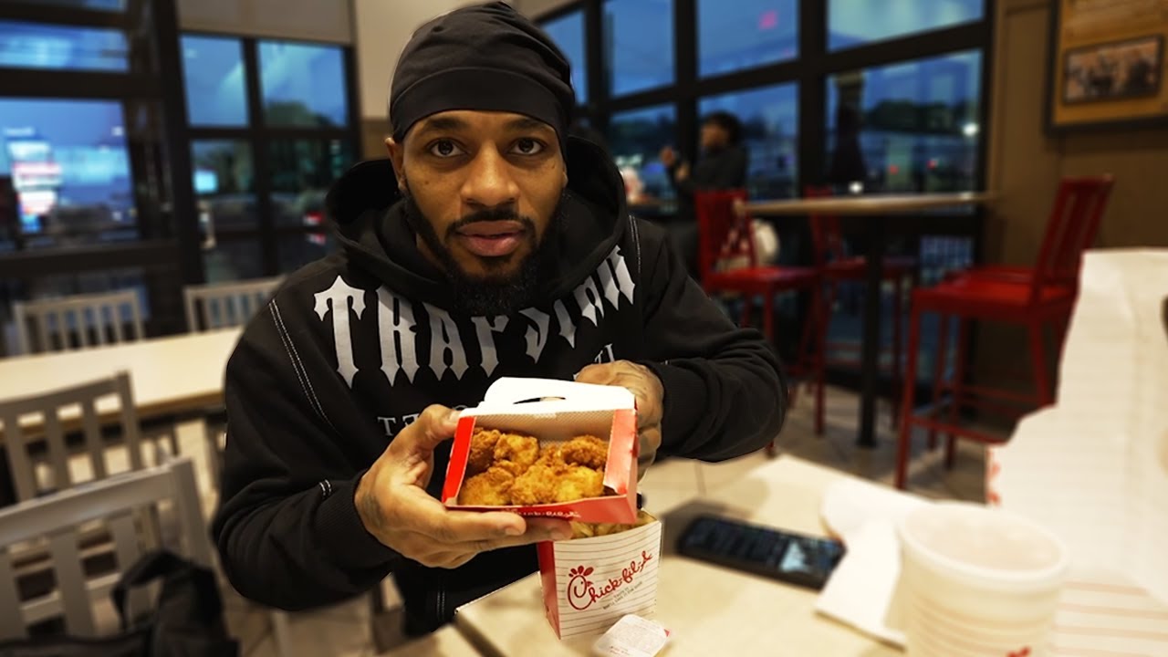 MULARJUICE FLYS TO ATLANTA AND TRIES CHICK FILL A FOR THE FIRST TIME!!!