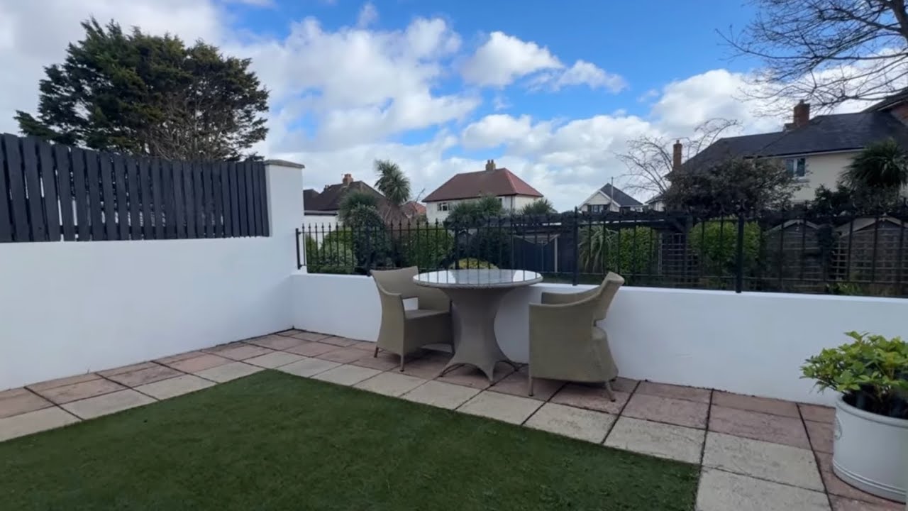 Clifton Road, Southbourne. A wonderful garden apartment!