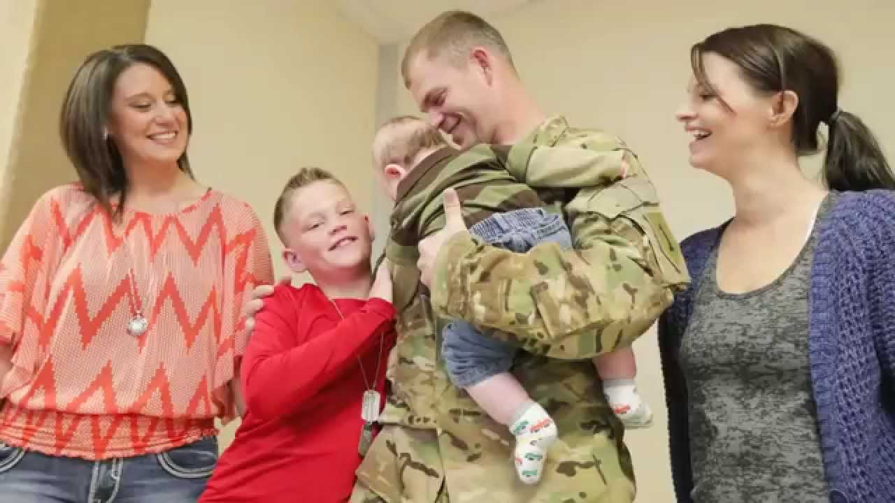 Army dad surprises son