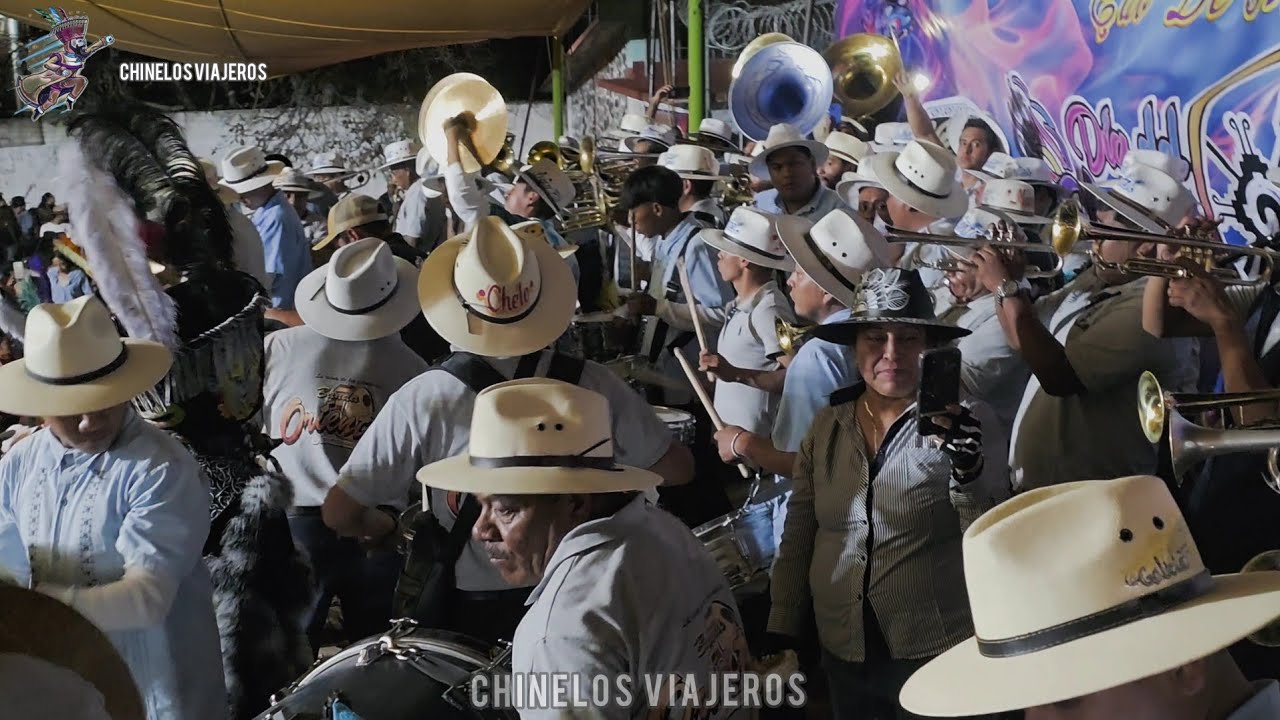 Irresistible Banda kordillera B2B Banda Oriental de los Hermanos Cortés #DiaDelChinelo #Zoyatzingo 