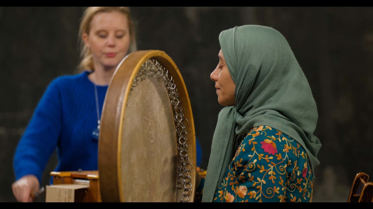 Around the world in 72 songs - S3 - Ep 03: Bia berim  dasht (Iran)
