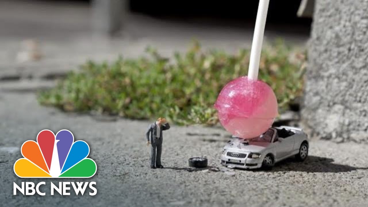 Artist Creates Miniature Dramas On London&rsquo;s Streets | NBC News