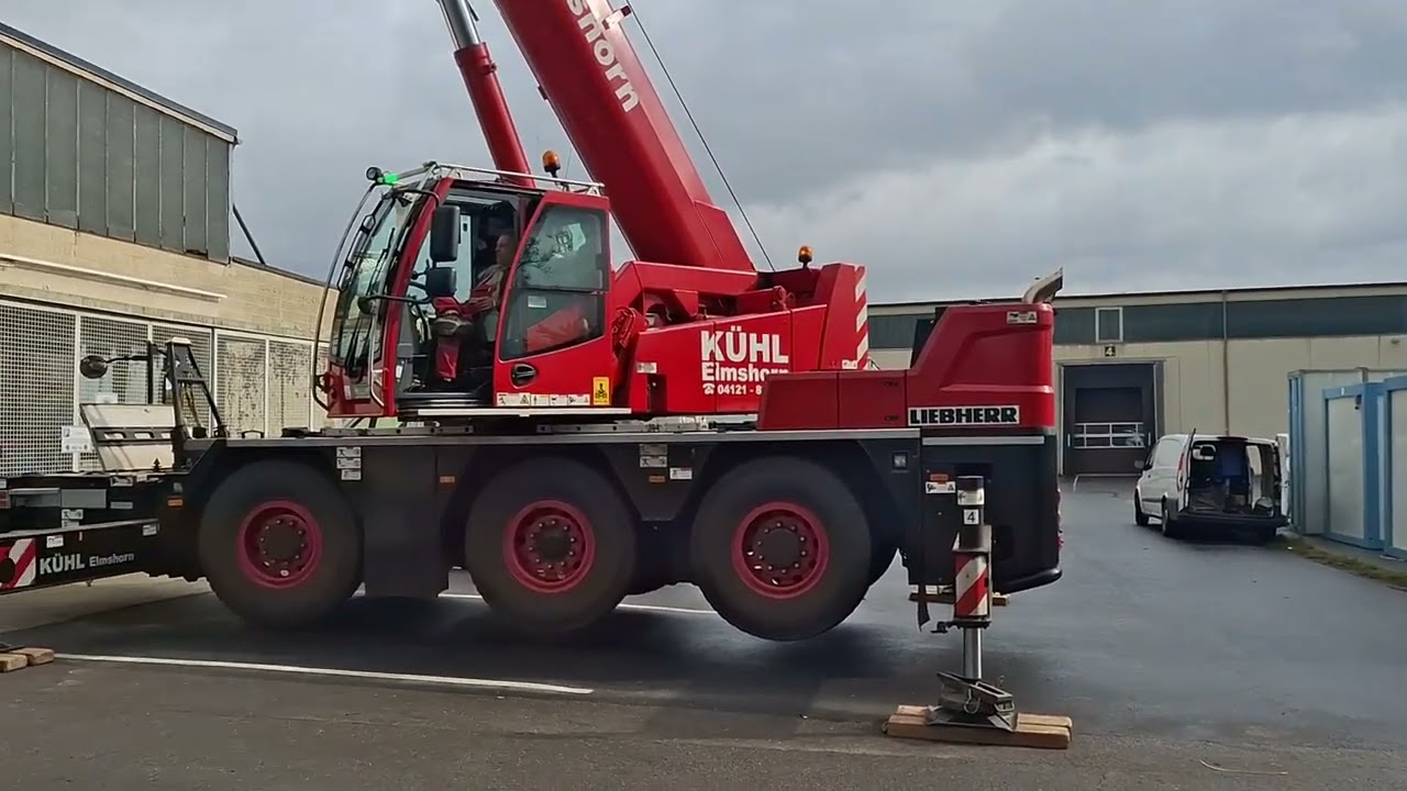 Aufladen einer CNC-Drehmaschine