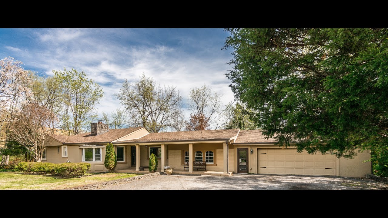 202 Harbor Drive   Hendersonville, TN 37075