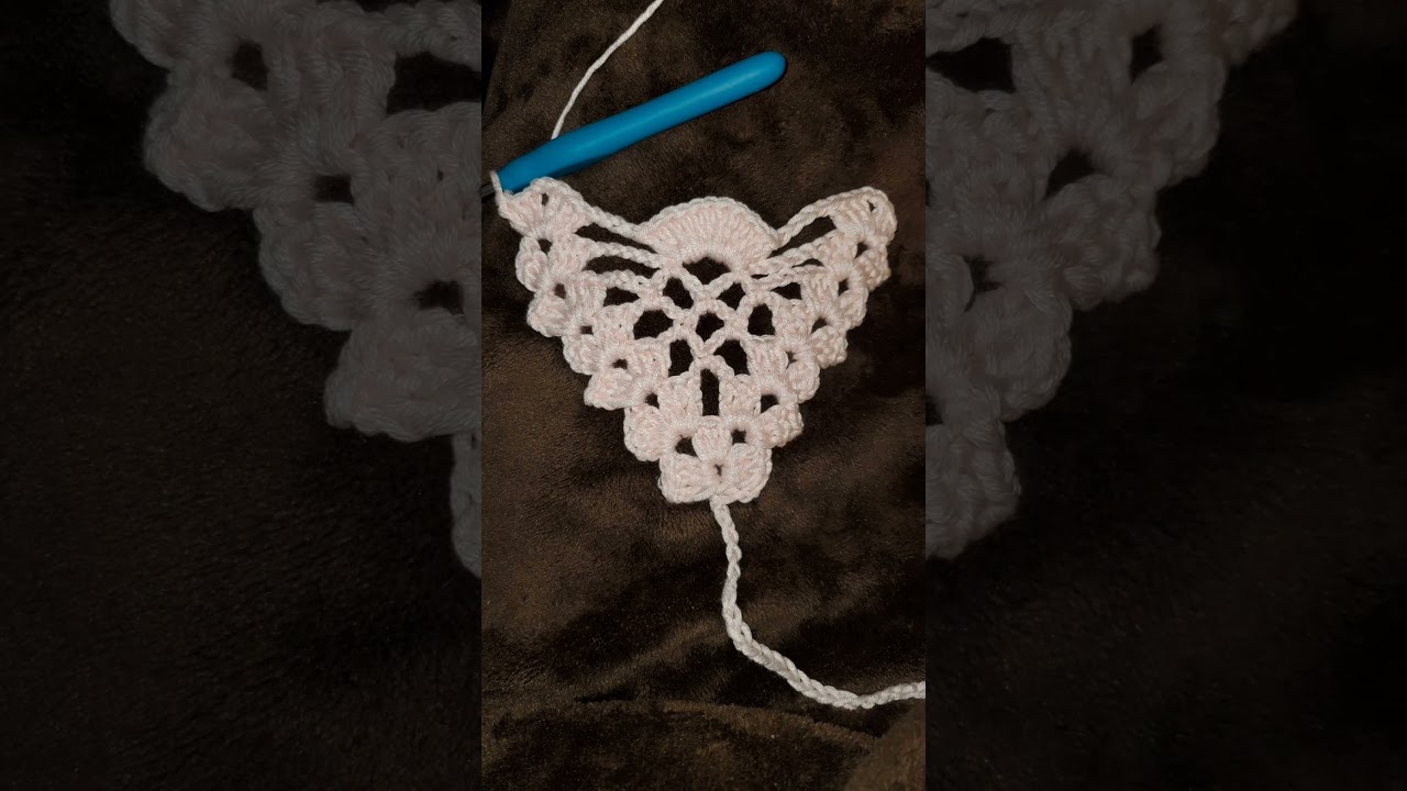 Crochet Sexy bikini top and bottom #crochet #handmade #diy #bikini #bikinibottom #bikinitop #sexy
