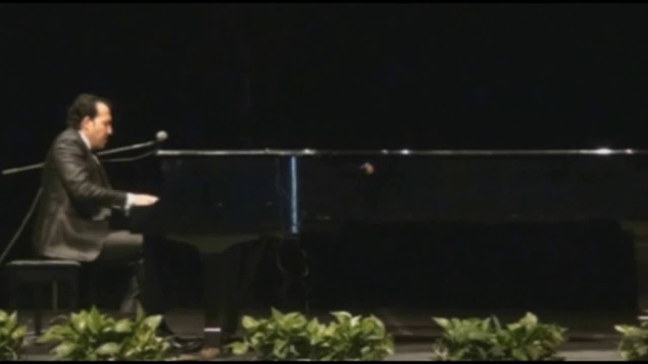Yanni, In the Mirror - Tarek Refaat, Piano (Live)