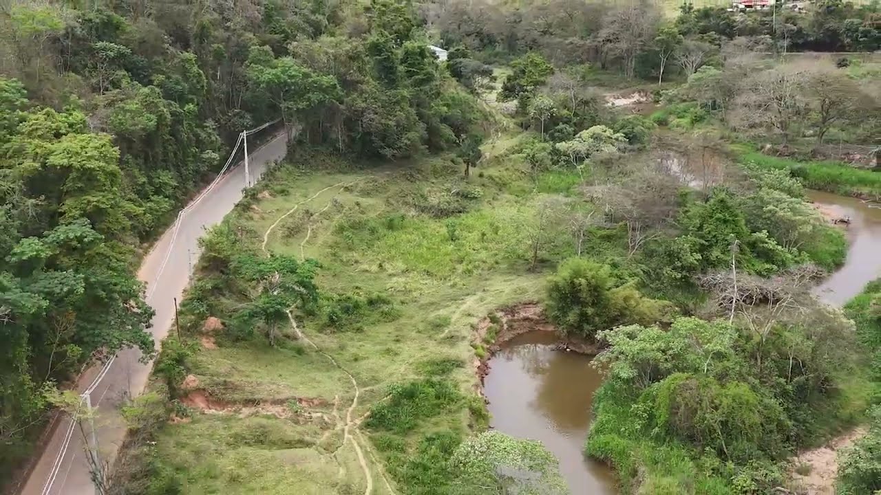 ÁREA URBANA À VENDA NO EIXO DE IBITIPOCA | RIO, FRENTE ASFALTADA E ALTO POTENCIAL