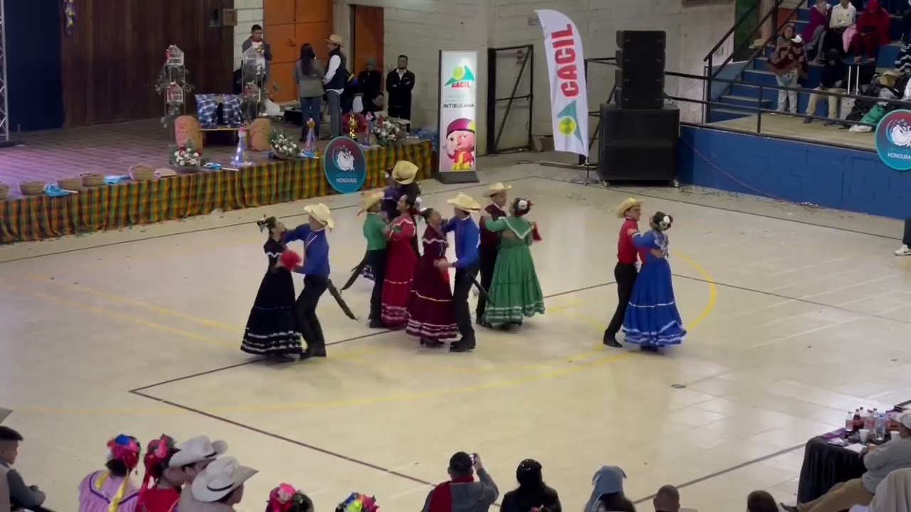 Danza El Esquipuleño  “Grupo Folklórico Huellas De Mi Tierra”