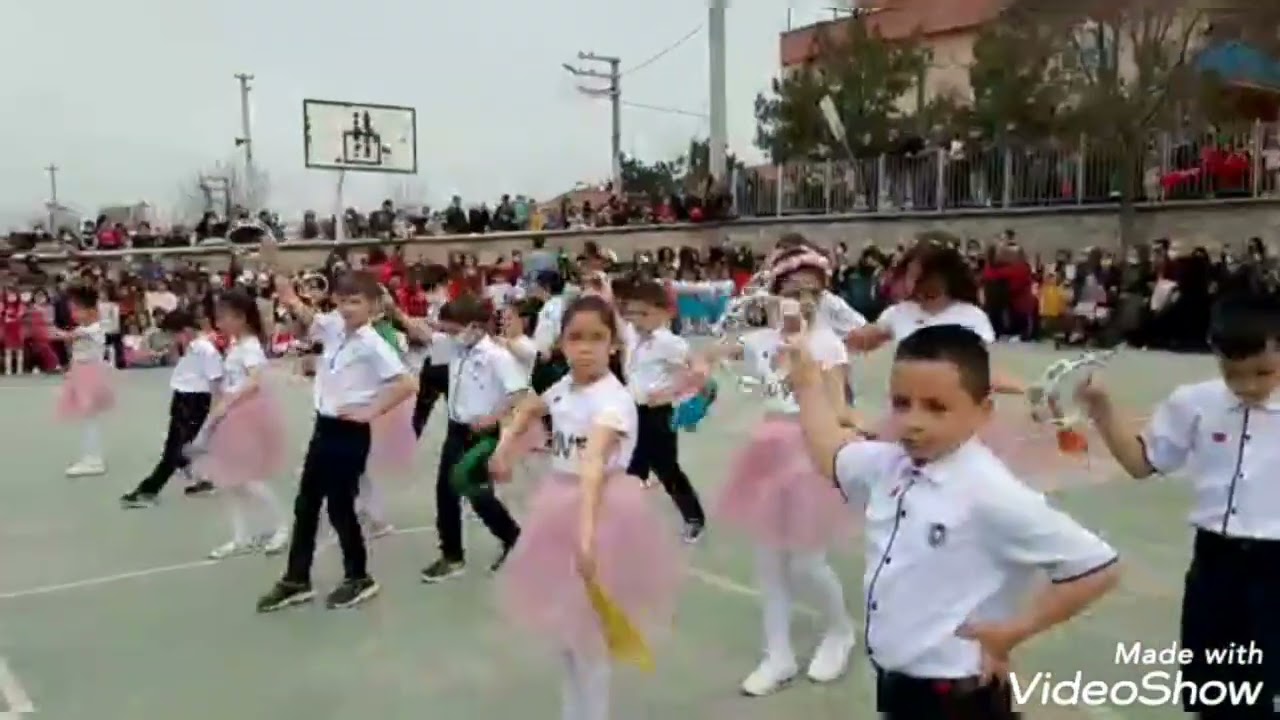 2-B Sınıfı 23 Nisan Gösterisi (23 Nisan 2022) Cevat Ünügür İlkokulu    Candan Erçetin Ramo